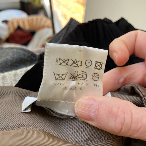 Circa 2001 Givenchy wool pencil skirt, brown, French size 38 (US 6) - Picture 7 of 7